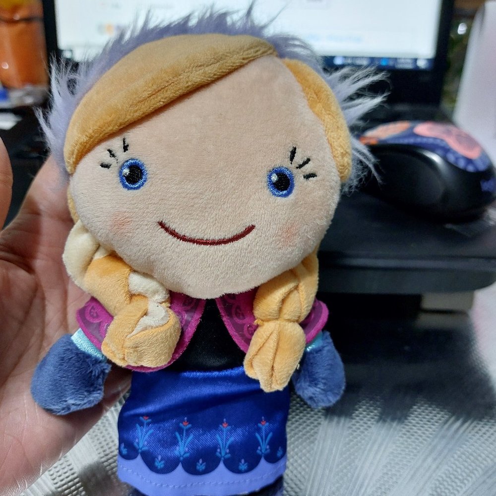 Frozen Anna Purse Plush Super Cute